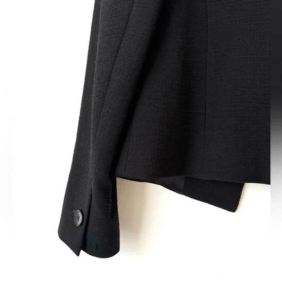 Max Mara black wool crepe jacket with removable collar - Picture 9 of 10